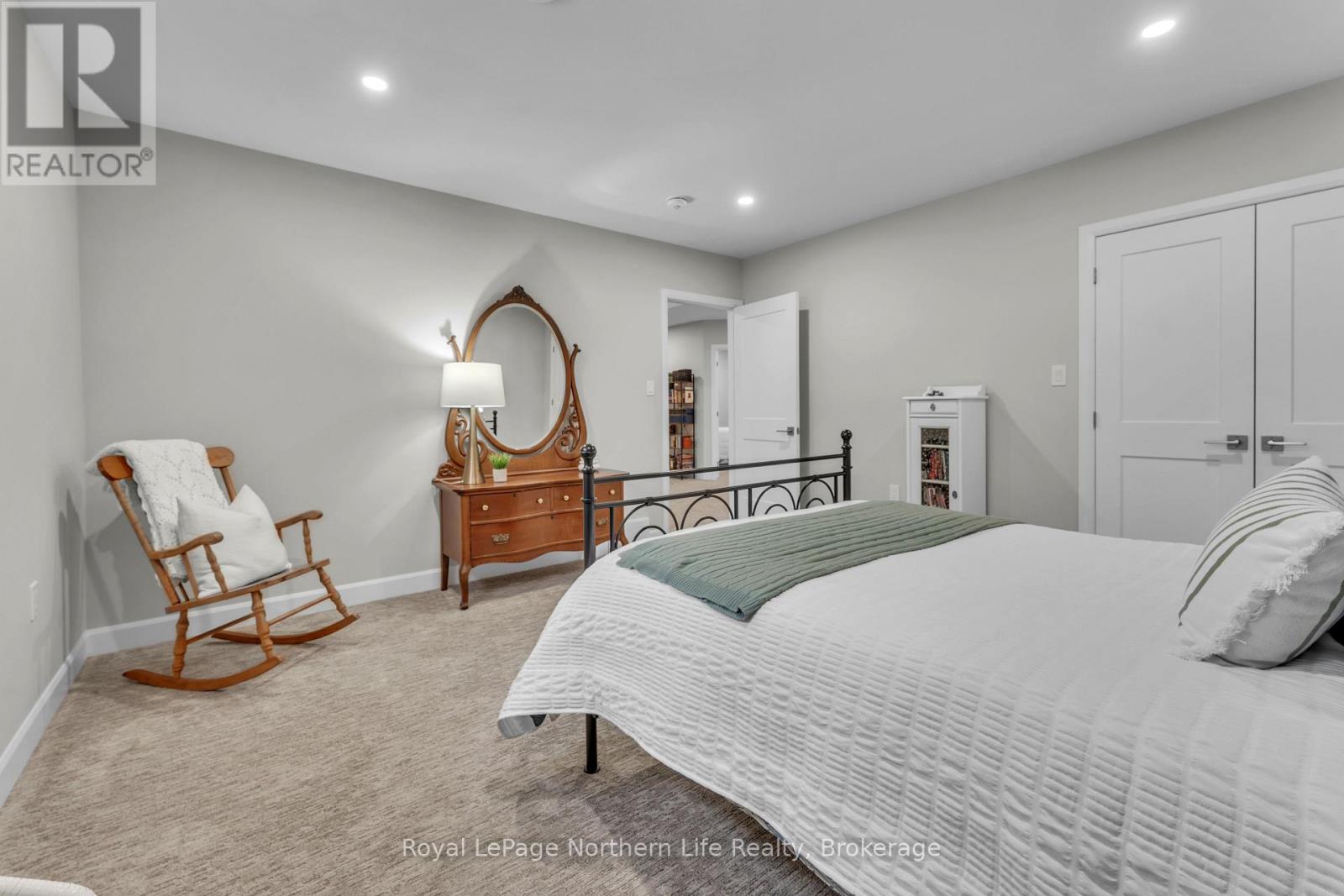 16 Silver Maple Lane, North Bay, Ontario  P1C 0B5 - Photo 32 - X12922910