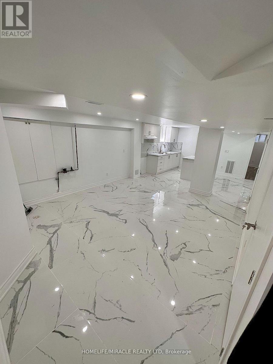 62 TELEGRAPH DRIVE, Whitby, Ontario