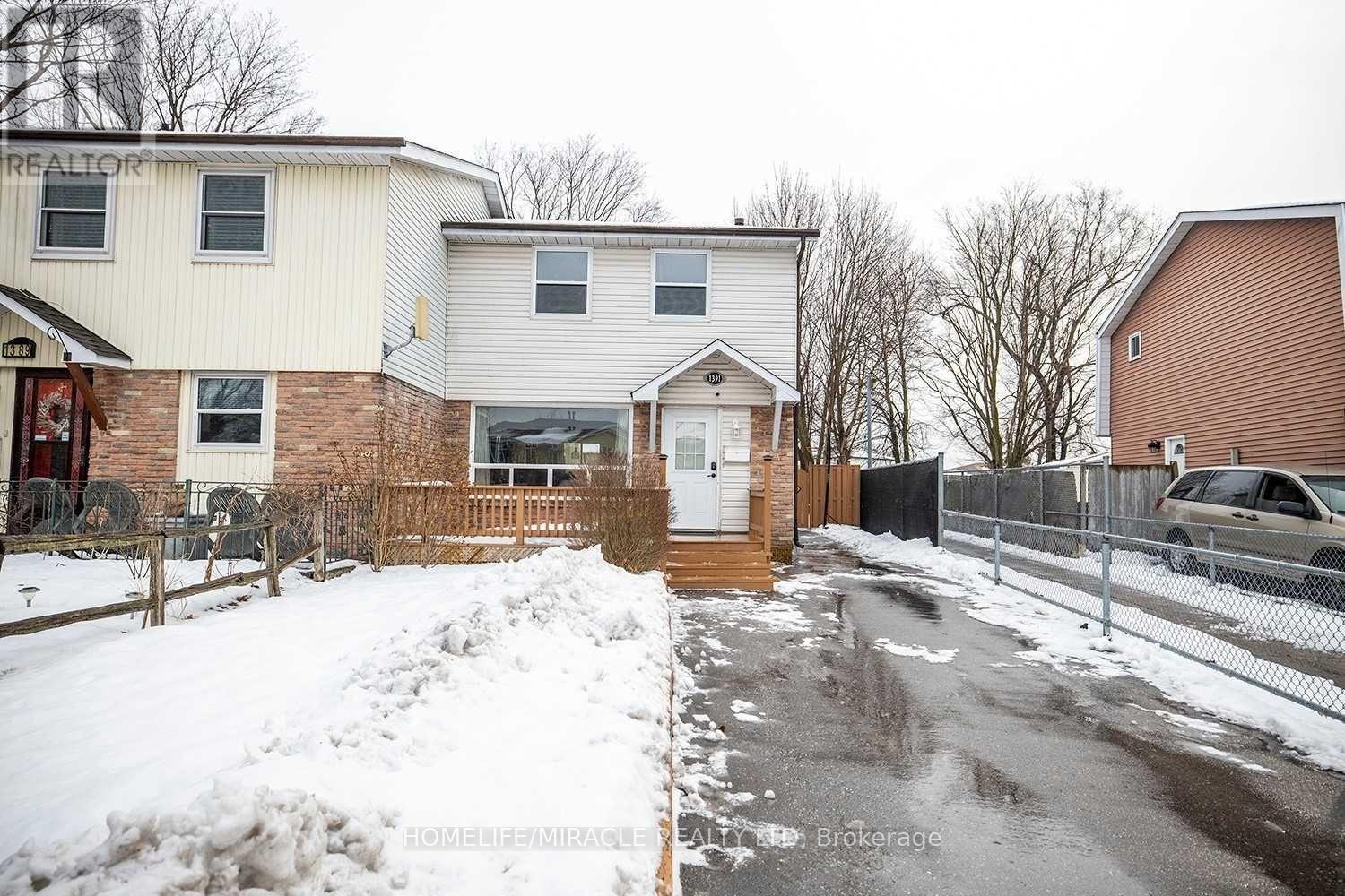 1391 FENELON CRESCENT, Oshawa, Ontario