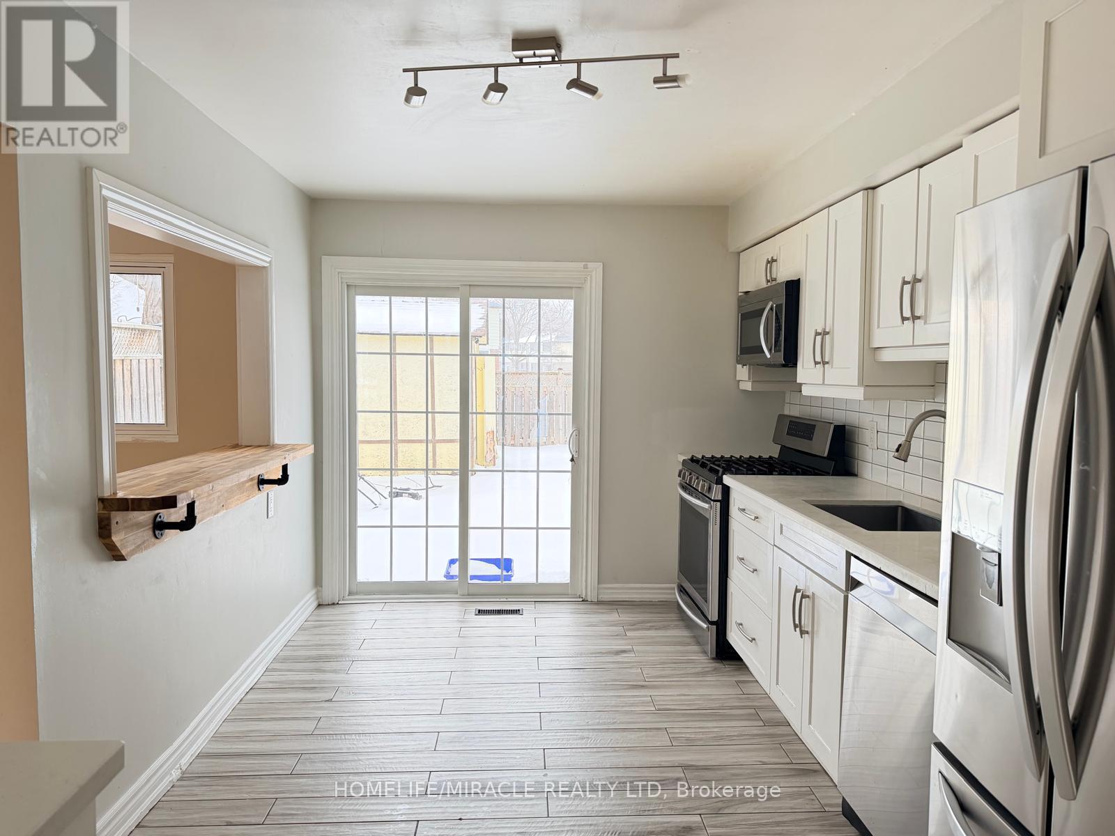 1391 Fenelon Crescent, Oshawa, Ontario  L1J 6G2 - Photo 10 - E12926624