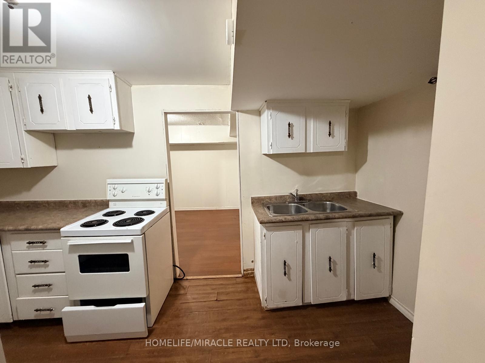 1391 Fenelon Crescent, Oshawa, Ontario  L1J 6G2 - Photo 8 - E12926624