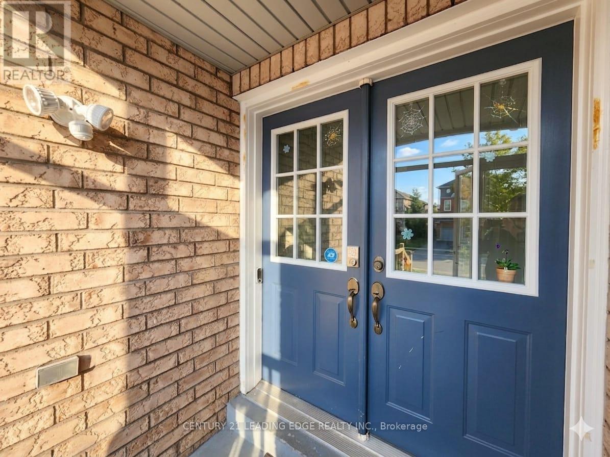 24 Guinevere Road, Markham, Ontario  L3S 4S9 - Photo 2 - N12926546