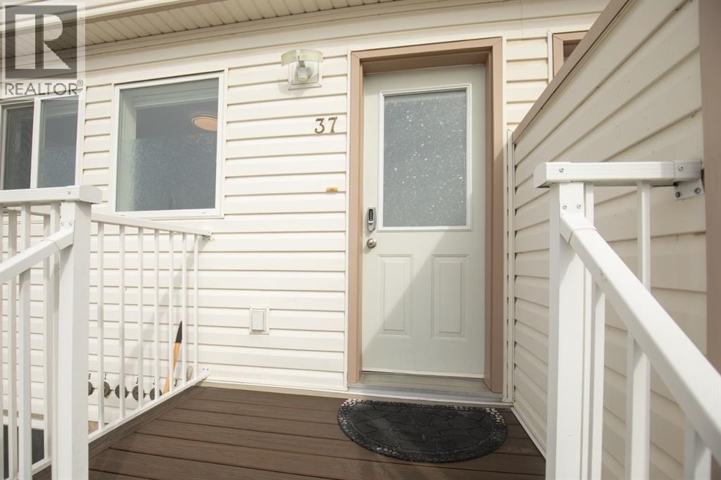 37, 33 Donlevy Avenue, Red Deer, Alberta  T4R 3B6 - Photo 18 - A2295885