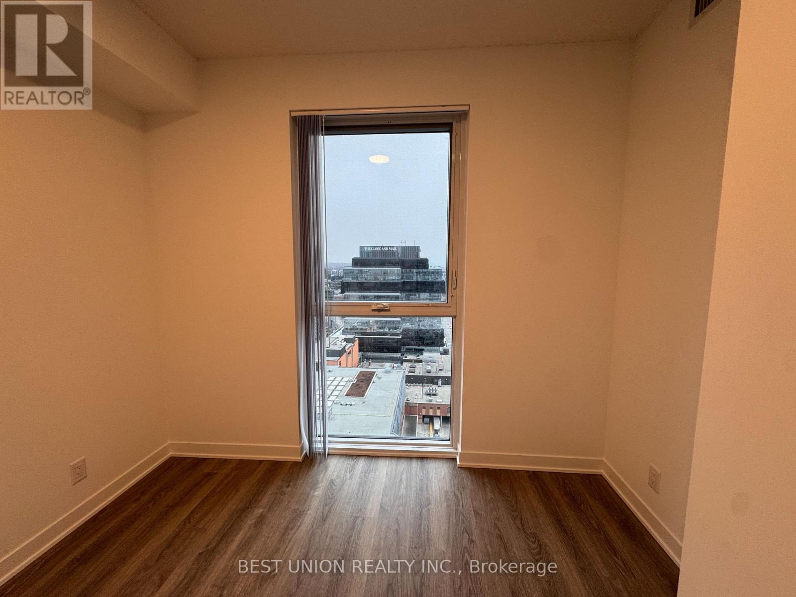 2805 - 180 Front Street E, Toronto, Ontario  M5A 0A9 - Photo 3 - C12921838