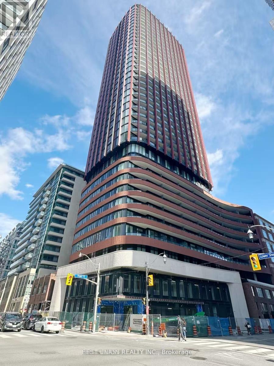2805 - 180 FRONT STREET E, Toronto, Ontario