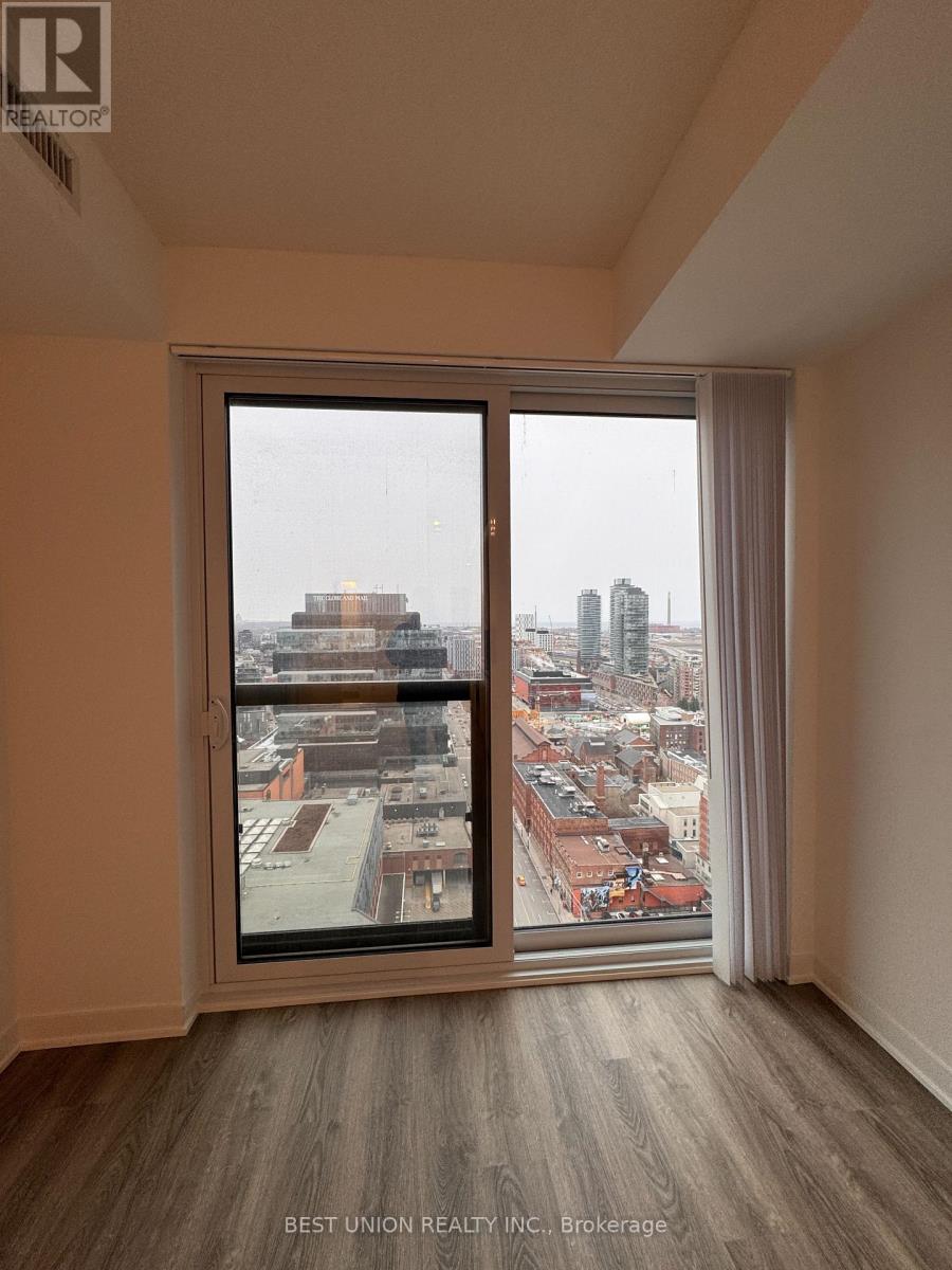 2805 - 180 Front Street E, Toronto, Ontario  M5A 0A9 - Photo 4 - C12921838