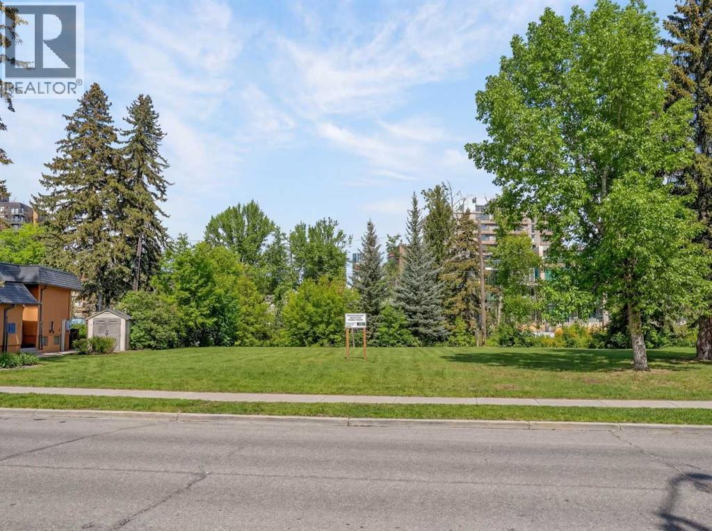 122 Roxboro Road Sw, Calgary, Alberta  T2S 0R3 - Photo 4 - A2293930