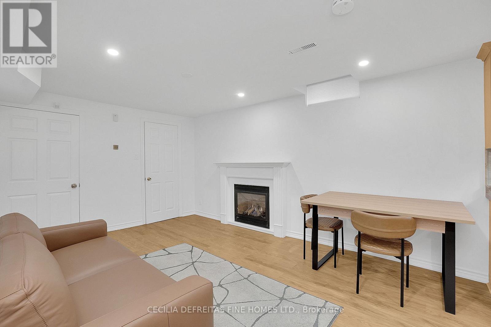 Bsmt - 40 Venetian Crescent, Vaughan, Ontario  L4L 5E5 - Photo 2 - N12925616