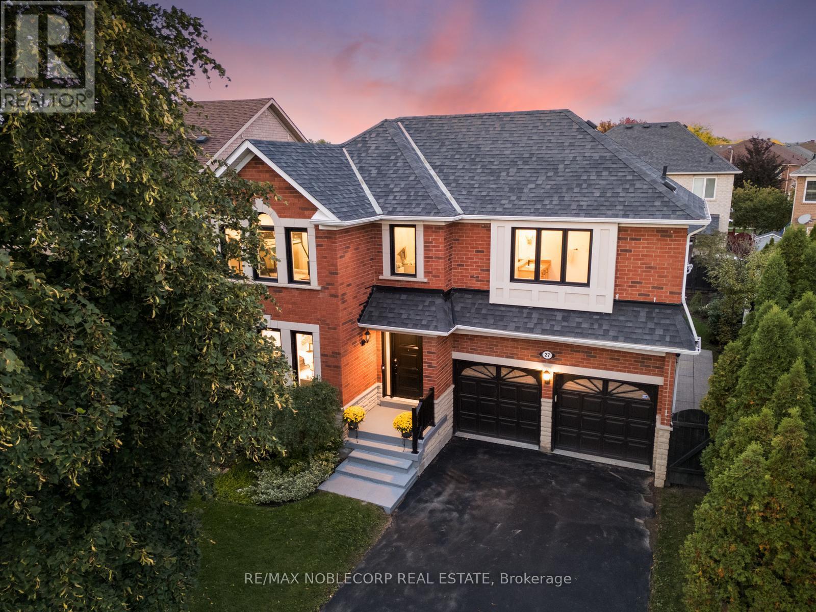 27 Treasure Road, Vaughan, Ontario  L6A 2Y7 - Photo 2 - N12924230