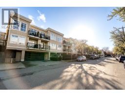 <div class="price">$1,044,000</div> 310 678 W 7th Avenue, Vancouver<br><div style="margin-bottom:8px;"><small>Royal LePage Little Oak Realty</small></div><div class='bed_bath'>2 Bed | 2 Bath</div>