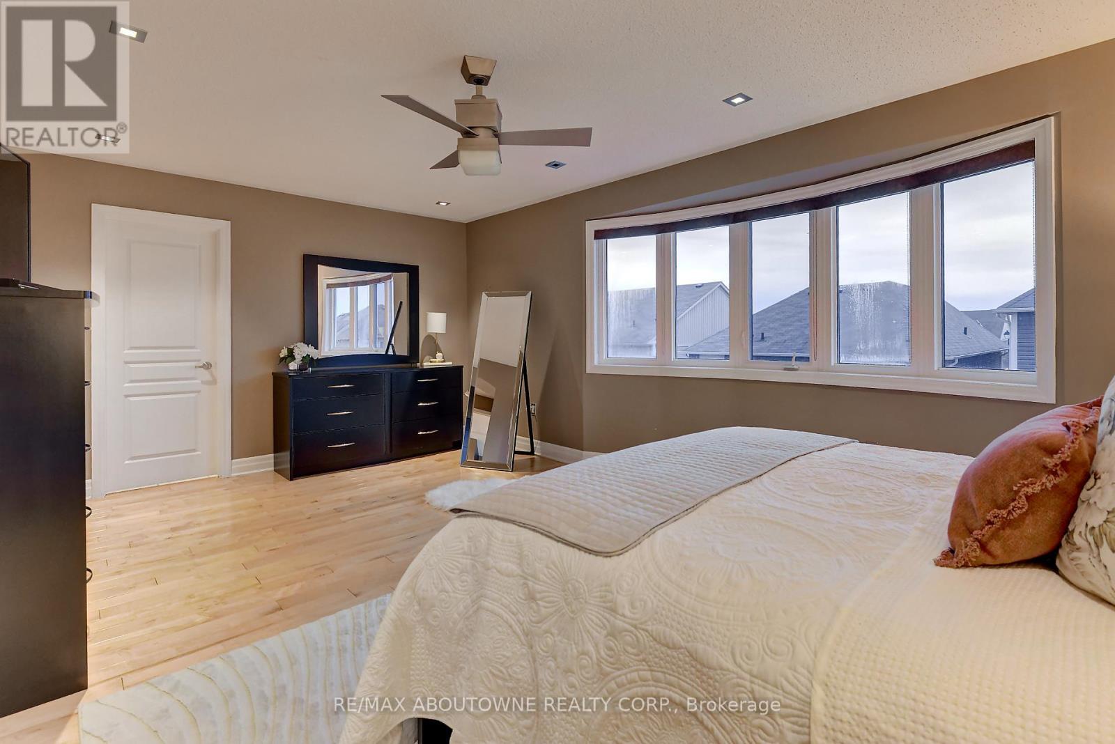 310 Leitch Landing, Milton, Ontario  L9T 7M9 - Photo 28 - W12926544