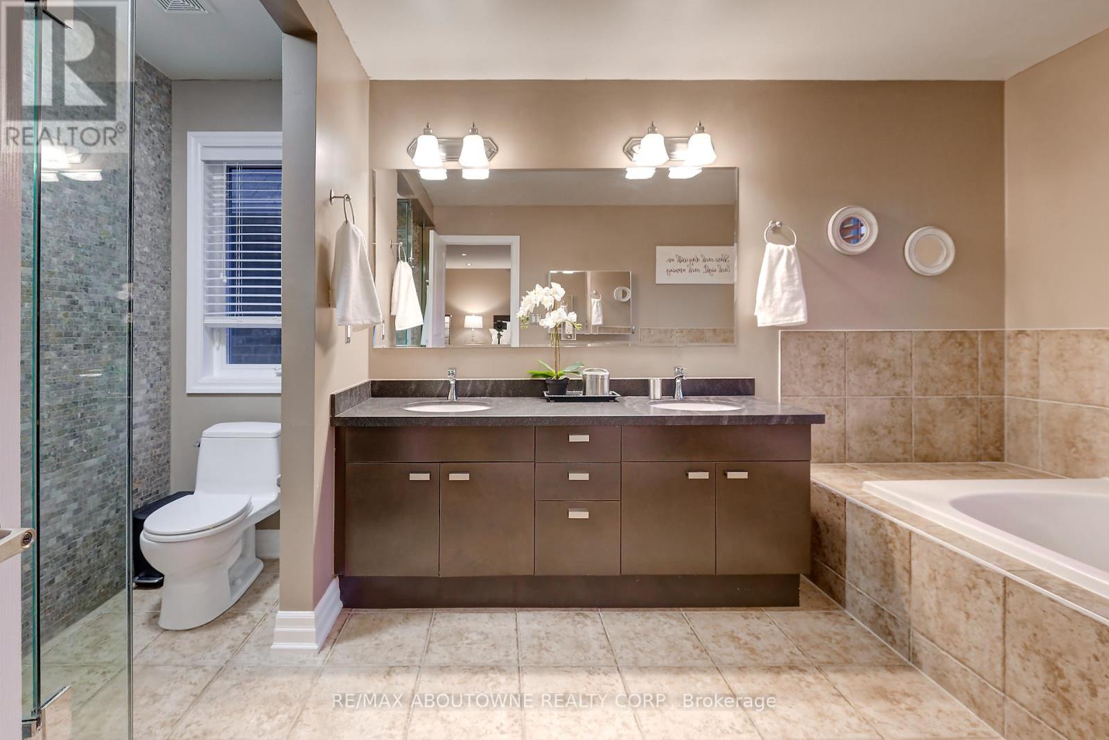 310 Leitch Landing, Milton, Ontario  L9T 7M9 - Photo 29 - W12926544