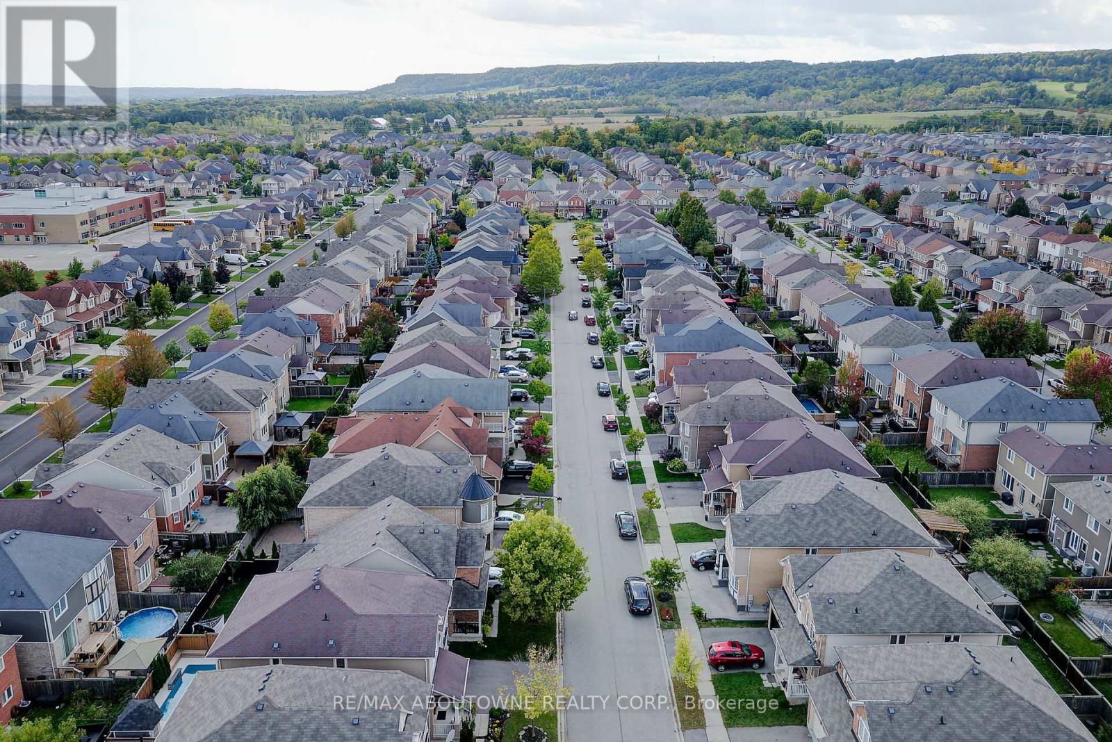 310 Leitch Landing, Milton, Ontario  L9T 7M9 - Photo 45 - W12926544