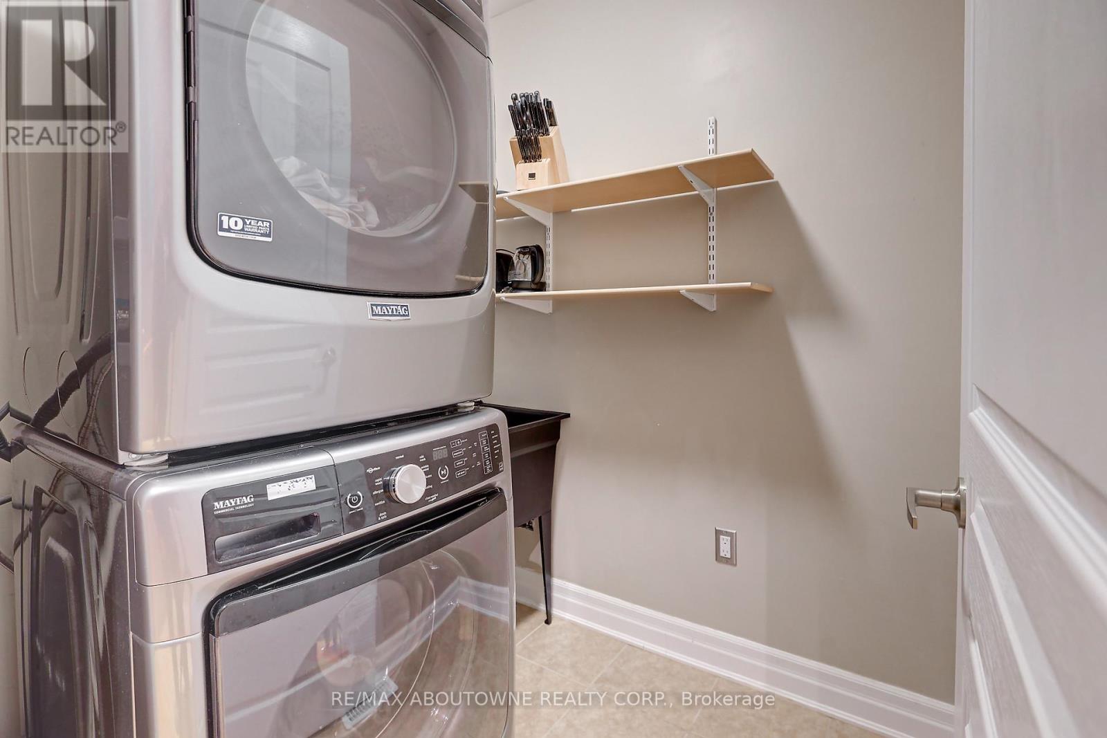 310 Leitch Landing, Milton, Ontario  L9T 7M9 - Photo 6 - W12926544