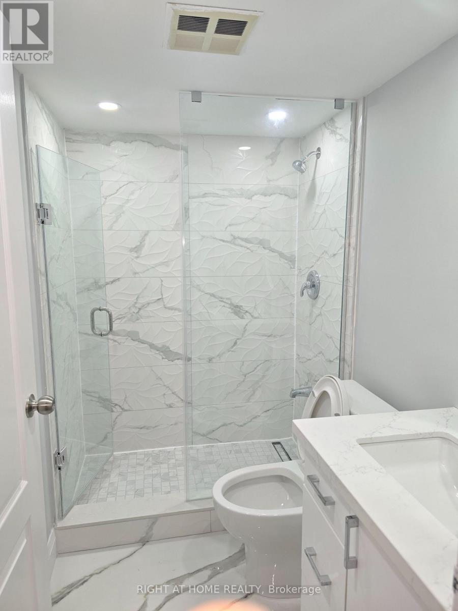 2303 - 550 Webb Drive, Mississauga, Ontario  L5B 3Y4 - Photo 20 - W12926580