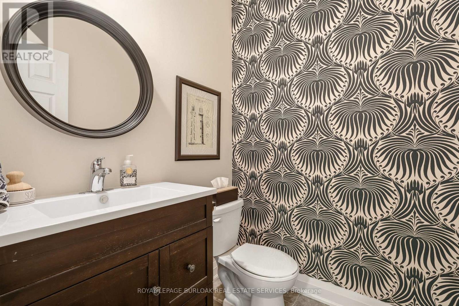 2243 Turnberry Road, Burlington, Ontario  L7M 4Y4 - Photo 25 - W12926602