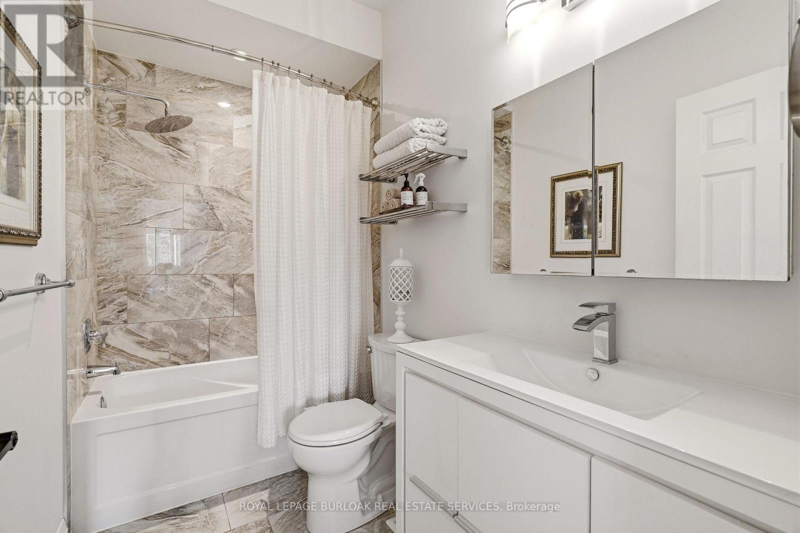 2243 Turnberry Road, Burlington, Ontario  L7M 4Y4 - Photo 28 - W12926602