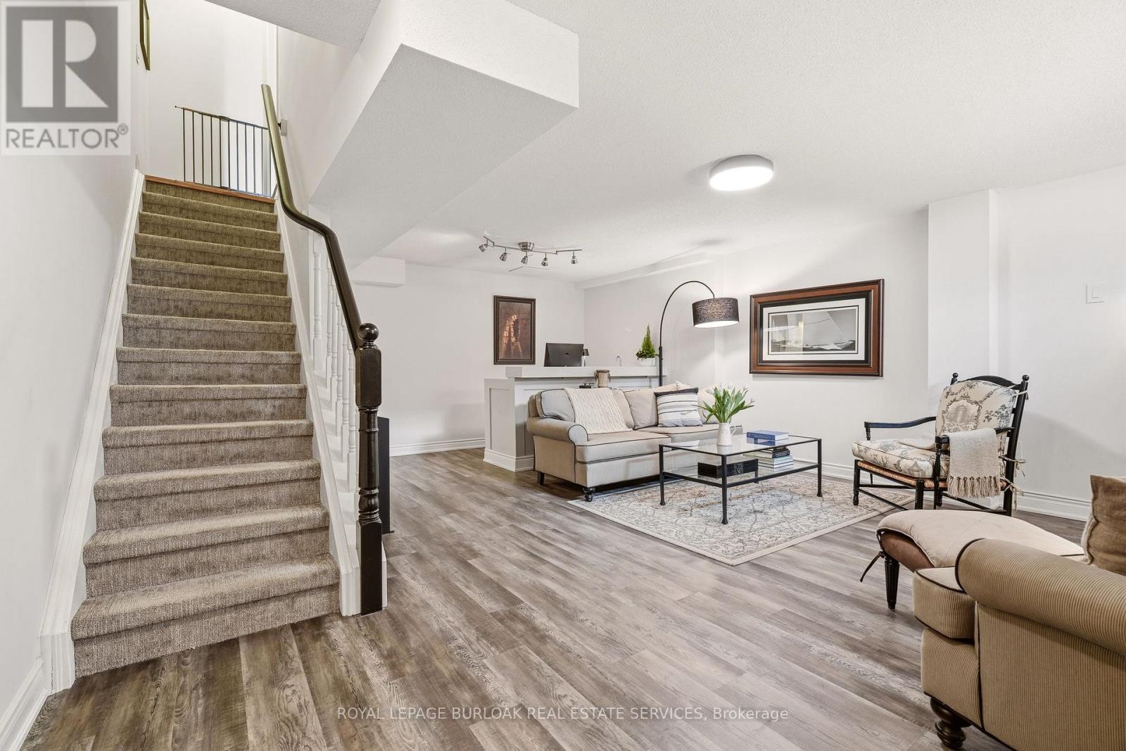 2243 Turnberry Road, Burlington, Ontario  L7M 4Y4 - Photo 37 - W12926602