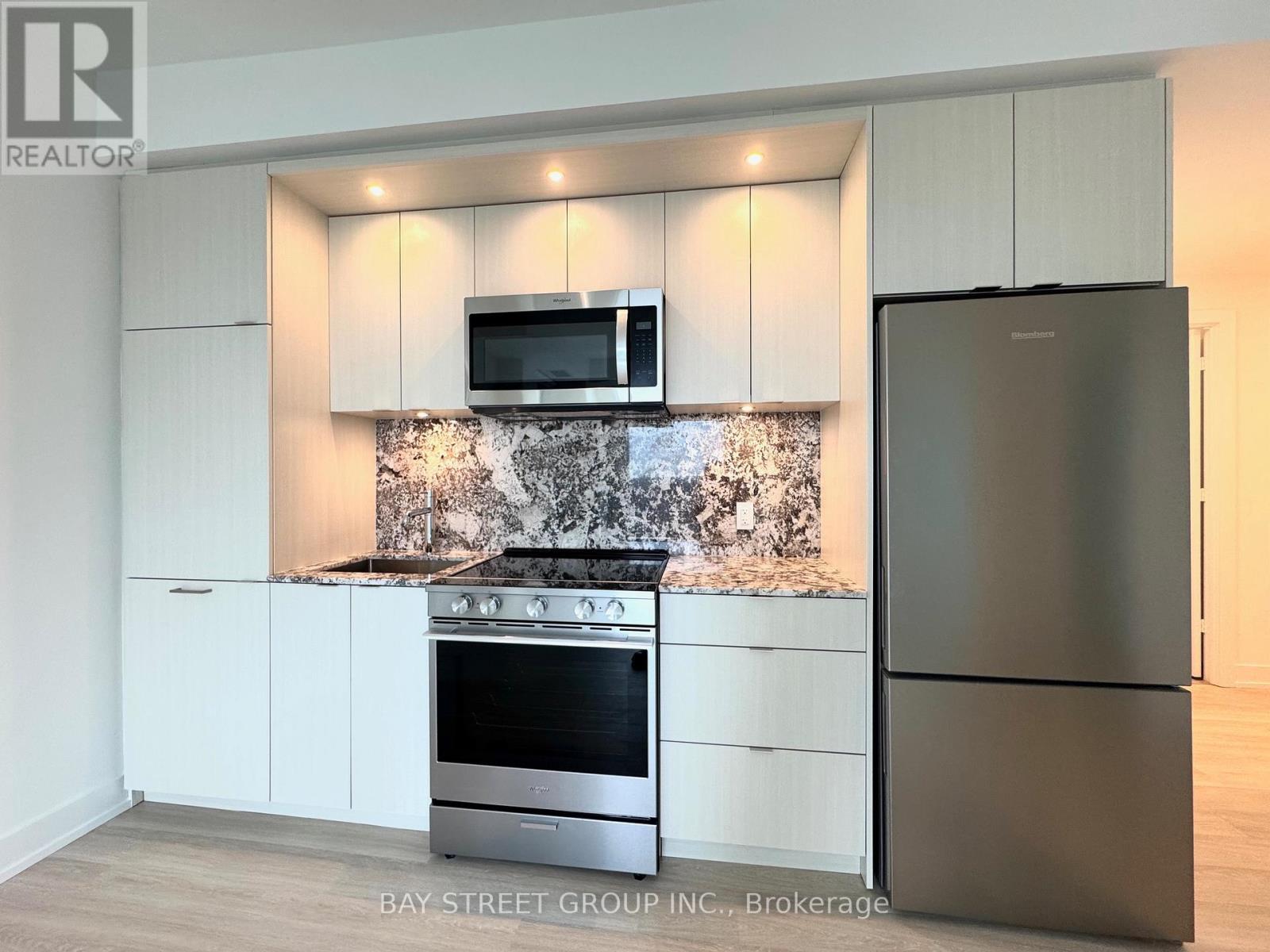 1213 - 60 Central Park Roadway, Toronto, Ontario  M9A 0E6 - Photo 6 - W12926622