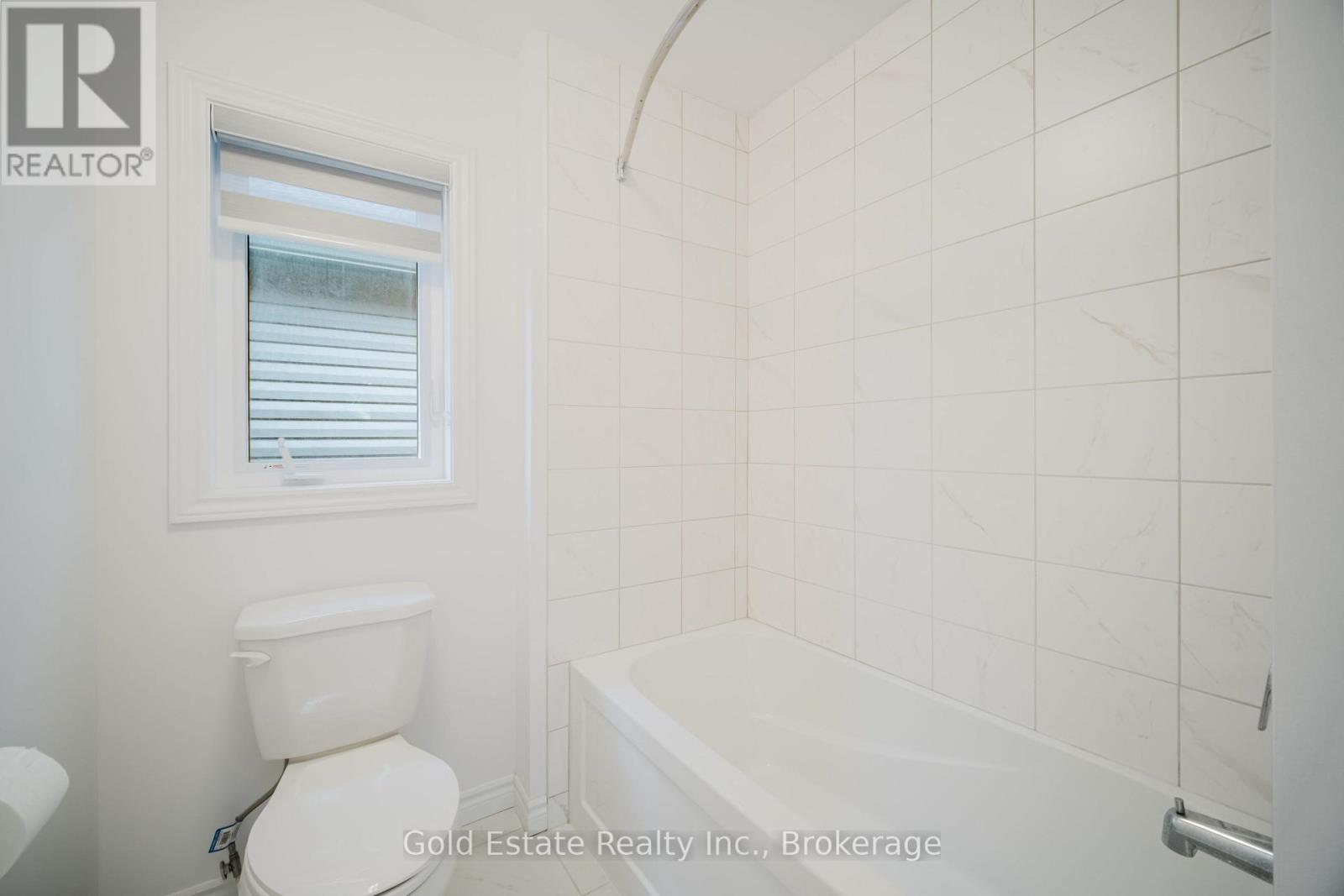 19 Mclaren Avenue, Brantford, Ontario  N3T 0T4 - Photo 47 - X12926554