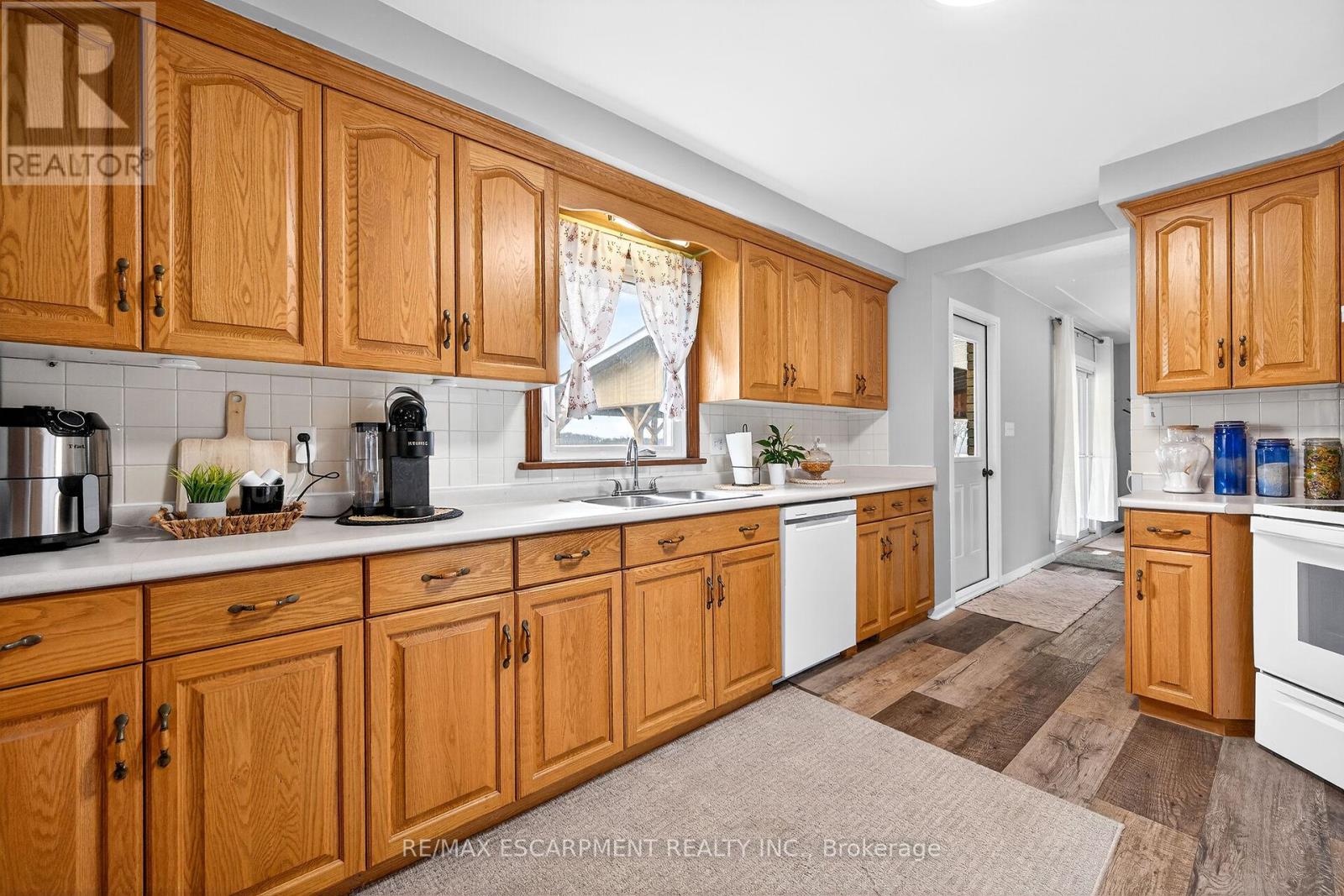 7082 Rainham Road, Haldimand, Ontario  N1A 2W8 - Photo 16 - X12926556