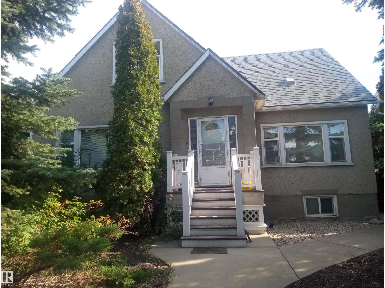 11235 95 ST NW NW, Edmonton, Alberta