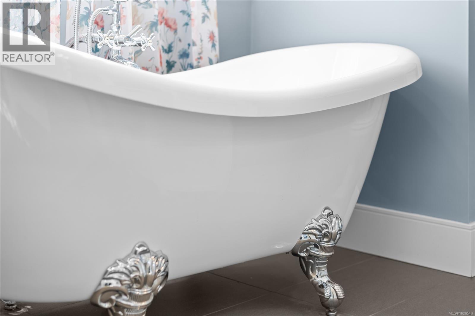 10117 West Saanich Rd, North Saanich, British Columbia  V8L 5T6 - Photo 34 - 1028548