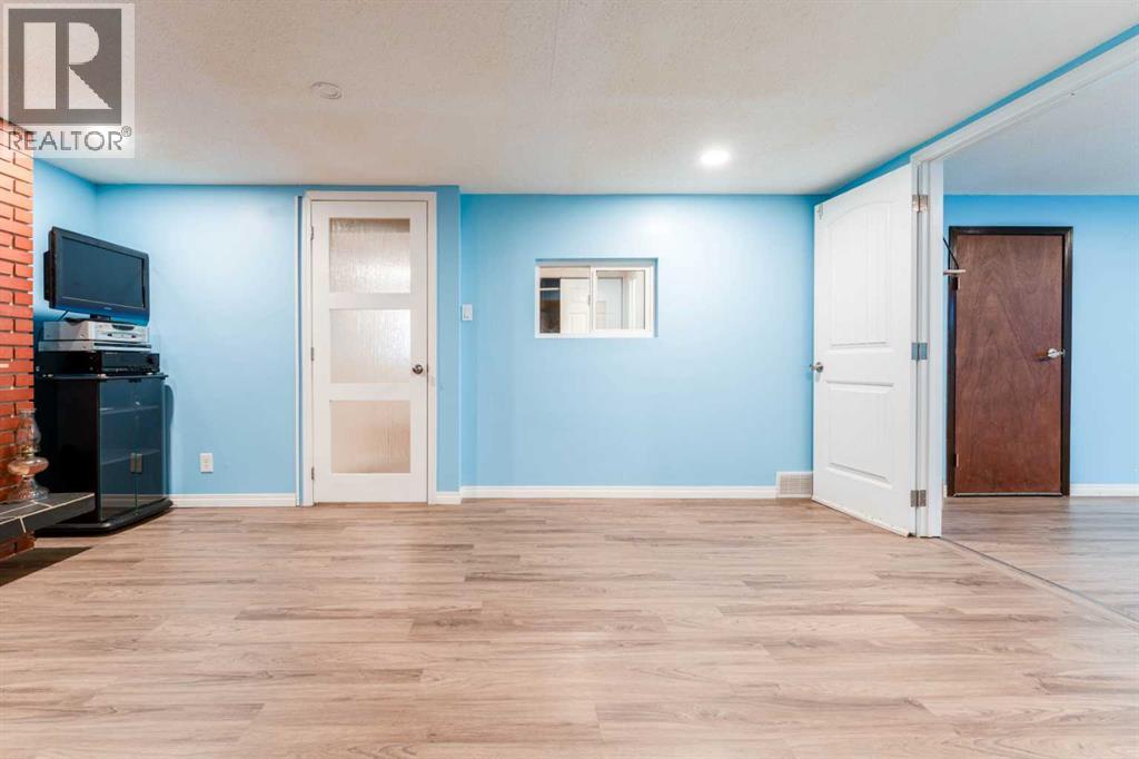 2018 Cottonwood Crescent SE, Calgary, Alberta  T2B 1T1 - Photo 24 - A2295913