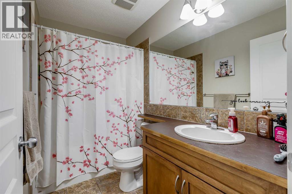 2272 Sagewood Heights Sw, Airdrie, Alberta  T4B 3N8 - Photo 29 - A2296034