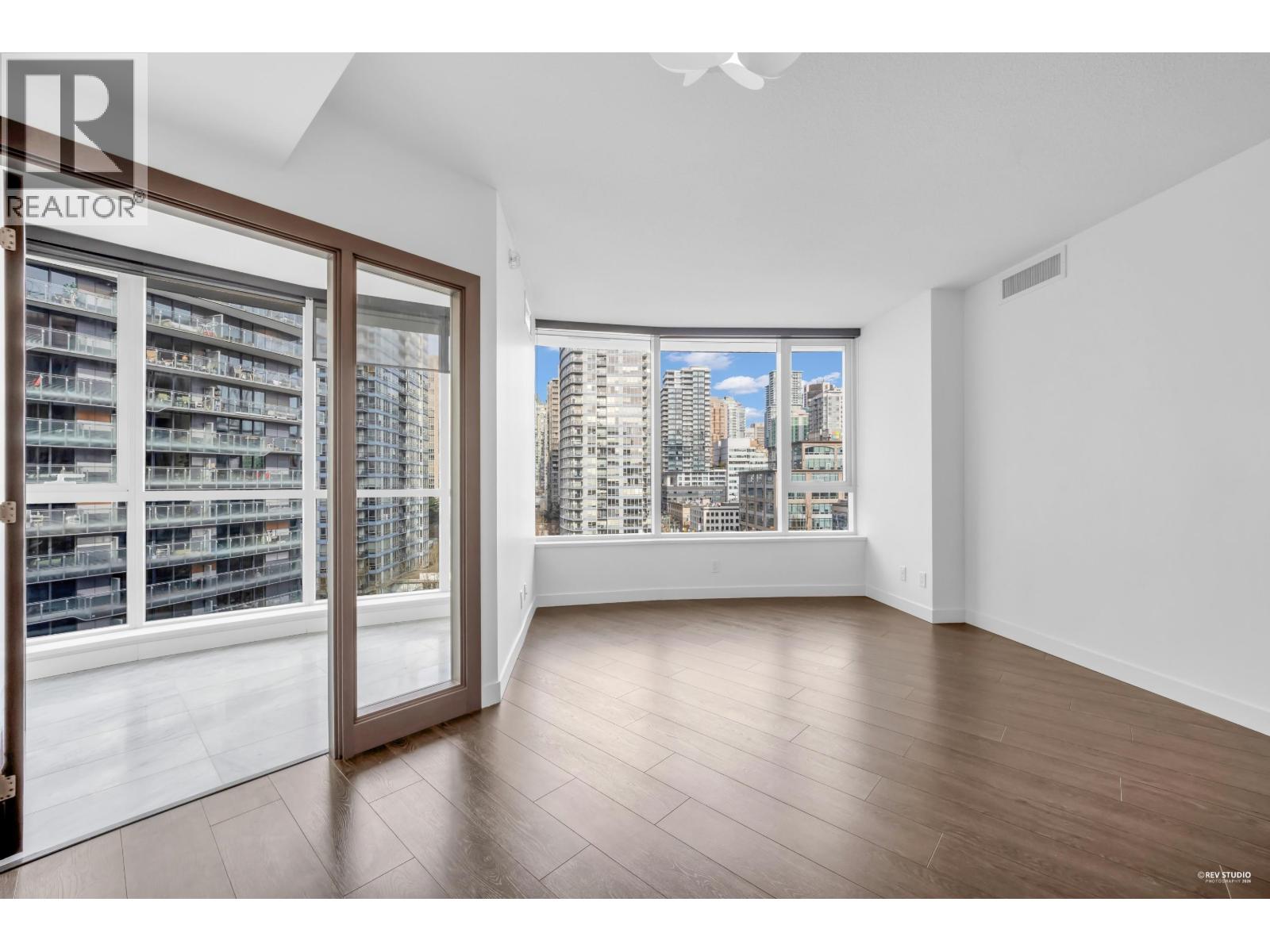 1020 68 Smithe Street, Vancouver, British Columbia  V6B 0P4 - Photo 5 - R3102481