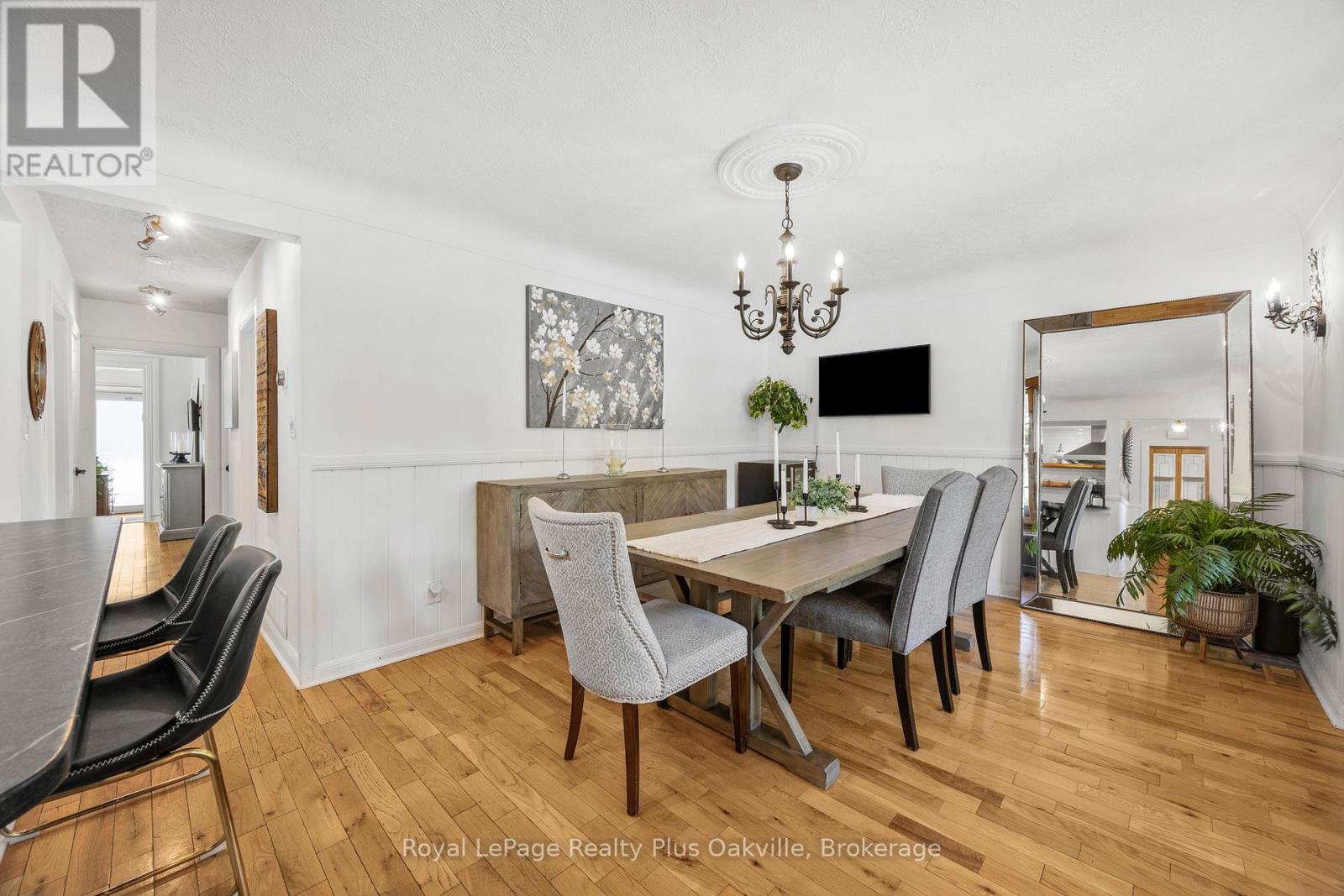 2386 Rebecca Street, Oakville, Ontario  L6L 2A9 - Photo 10 - W12926640