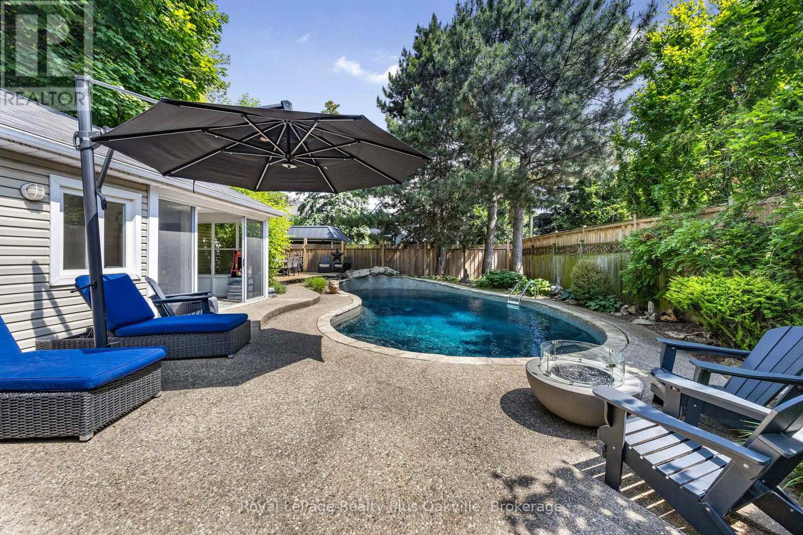 2386 Rebecca Street, Oakville, Ontario  L6L 2A9 - Photo 36 - W12926640