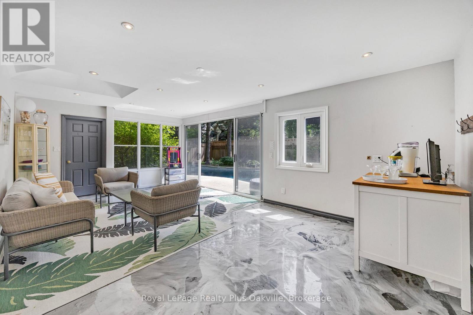 2386 Rebecca Street, Oakville, Ontario  L6L 2A9 - Photo 41 - W12926640