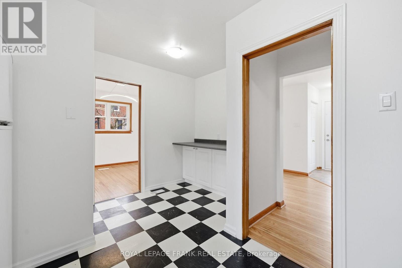 808 Aylmer Street N, Peterborough, Ontario  K9H 3Y4 - Photo 15 - X12926288