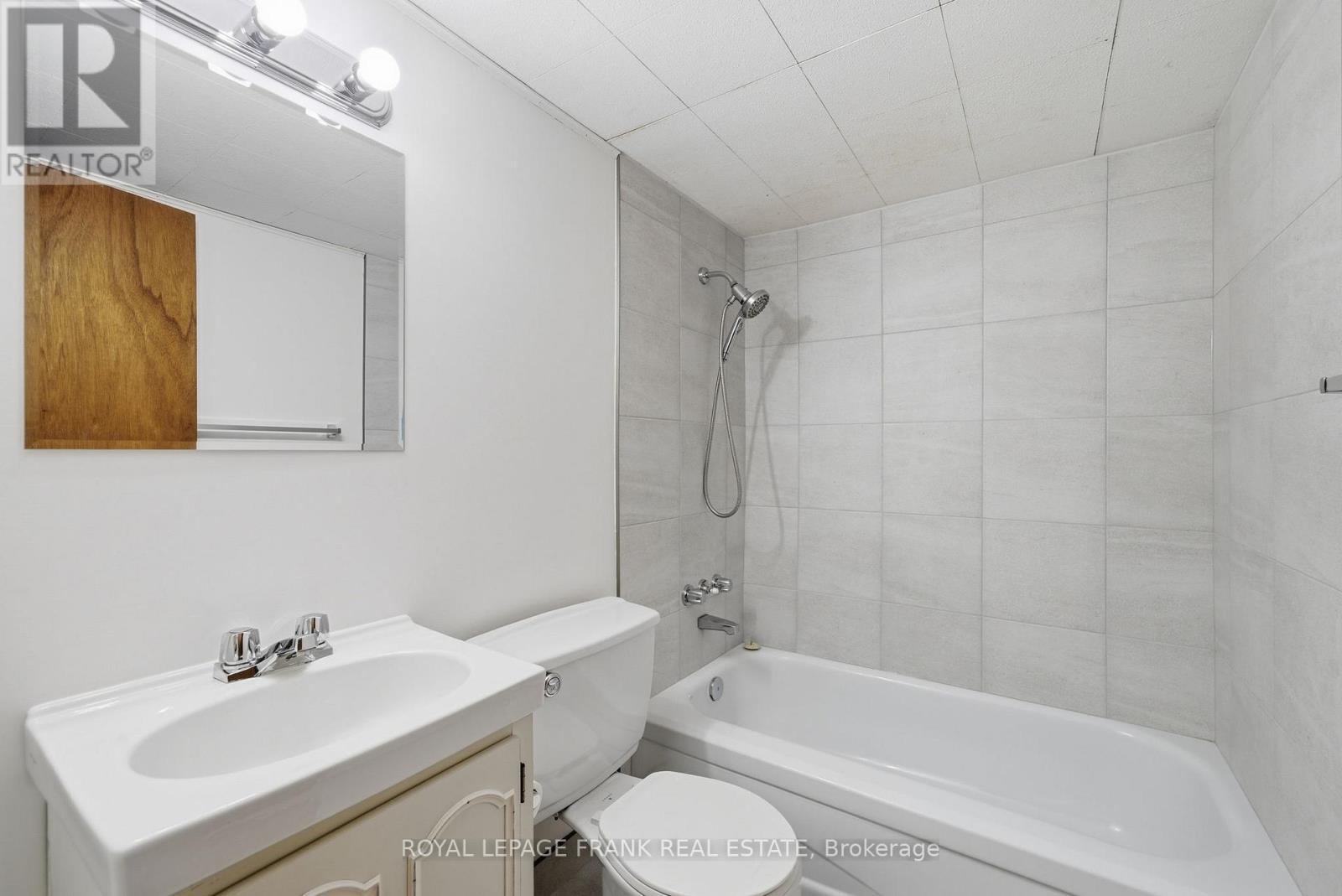 808 Aylmer Street N, Peterborough, Ontario  K9H 3Y4 - Photo 35 - X12926288