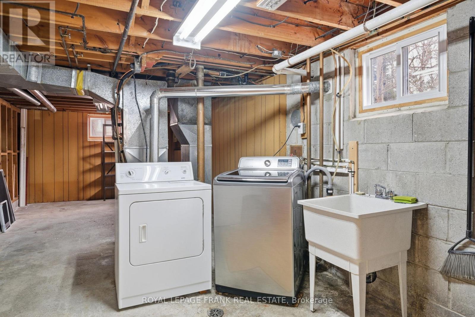 808 Aylmer Street N, Peterborough, Ontario  K9H 3Y4 - Photo 38 - X12926288