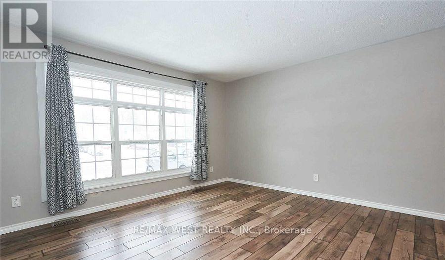 323 Centre Street, Shelburne, Ontario  L0N 1S4 - Photo 5 - X12858494