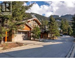 2 2324 TALUSWOOD PLACE, Whistler, British Columbia