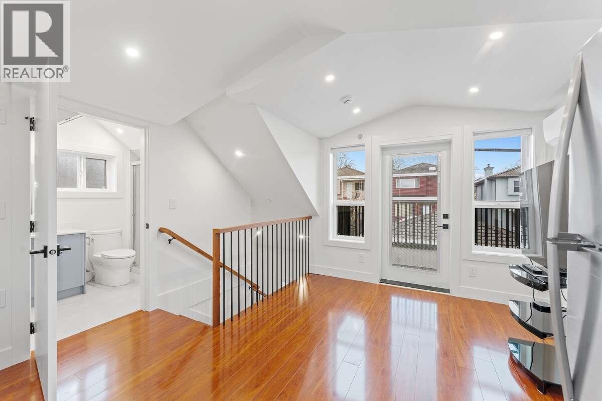 2719 E 46th Avenue, Vancouver, British Columbia  V5S 1A6 - Photo 30 - R3104102