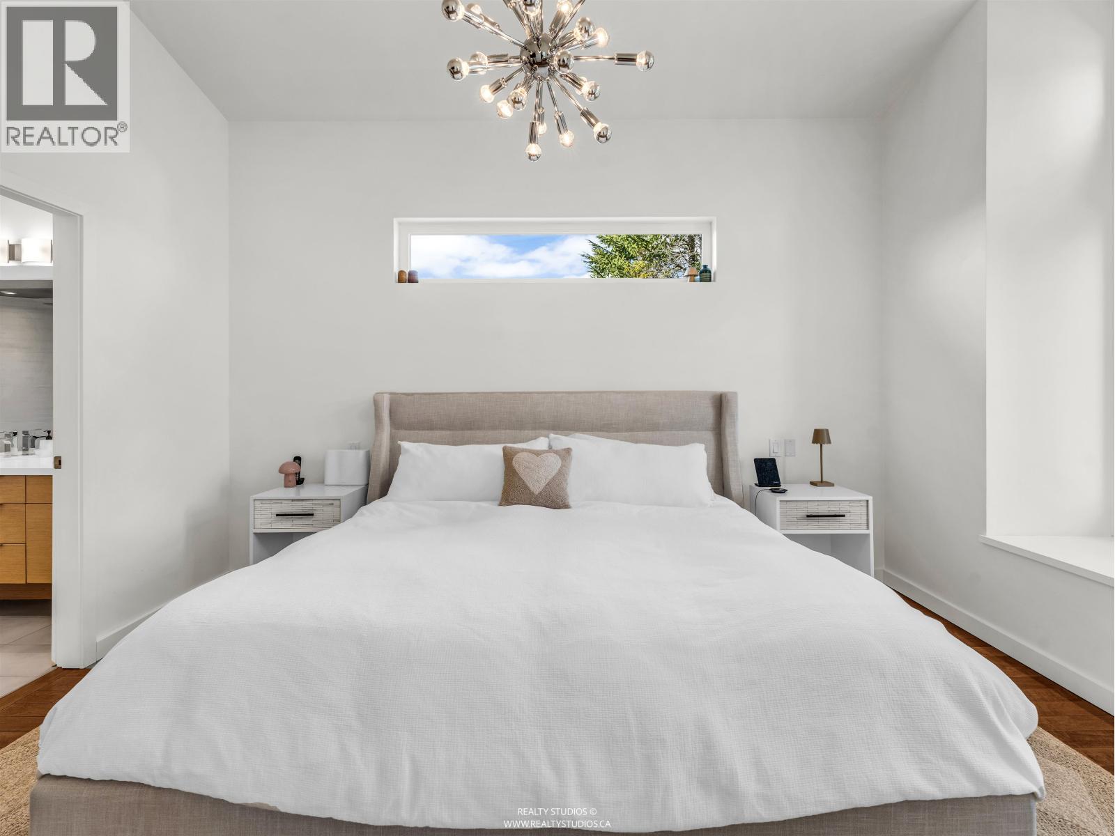 132 W 22nd Avenue, Vancouver, British Columbia  V5Y 2G1 - Photo 15 - R3104116