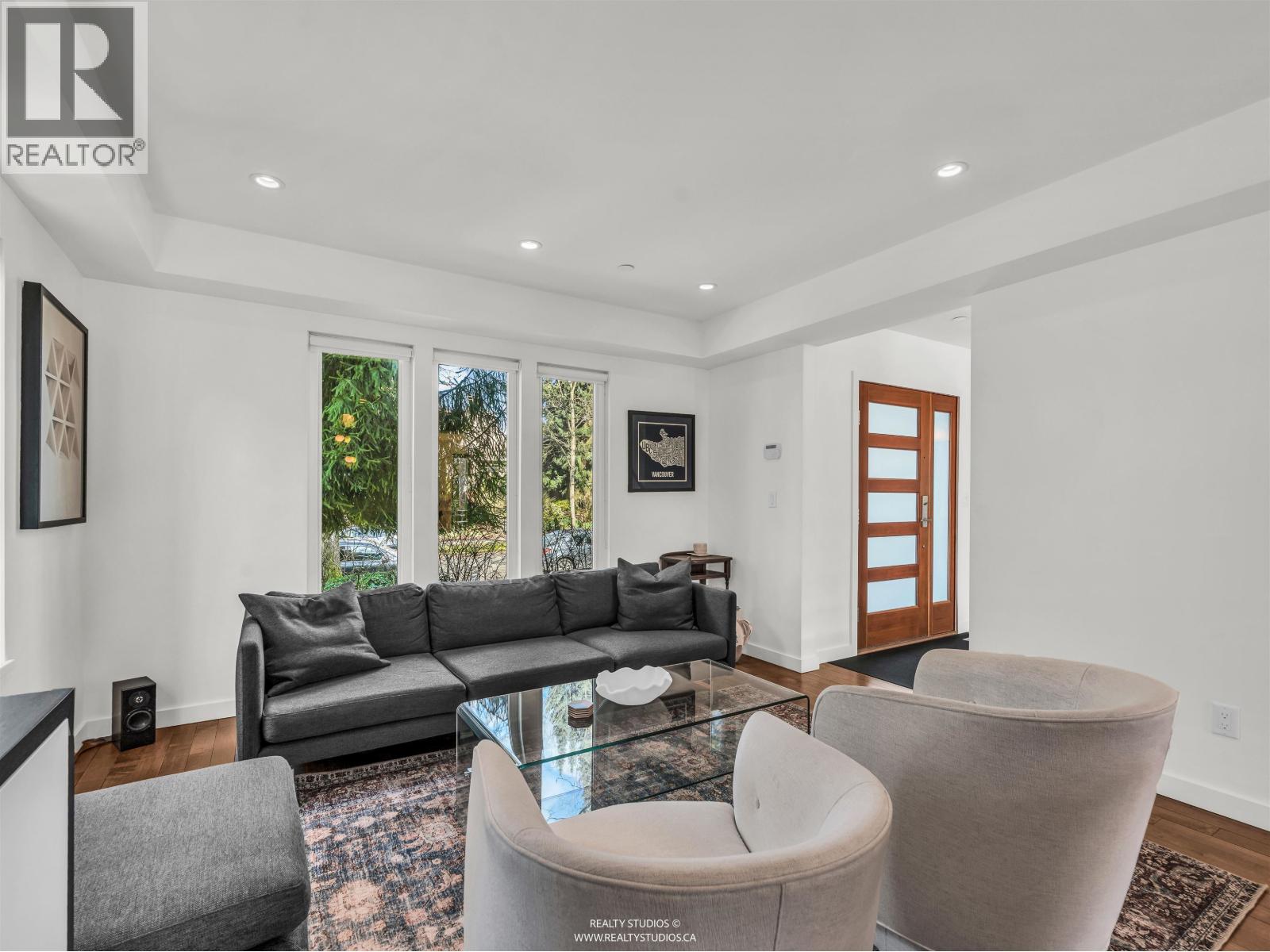 132 W 22nd Avenue, Vancouver, British Columbia  V5Y 2G1 - Photo 2 - R3104116