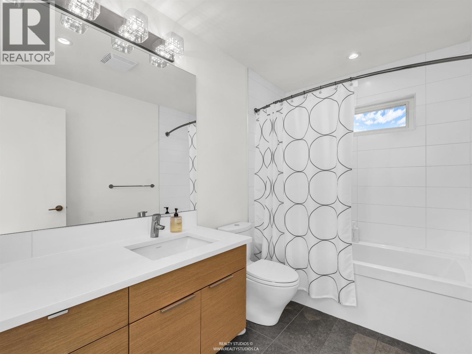 132 W 22nd Avenue, Vancouver, British Columbia  V5Y 2G1 - Photo 21 - R3104116