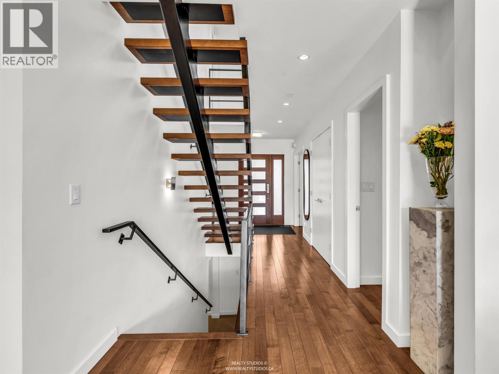 132 W 22nd Avenue, Vancouver, British Columbia  V5Y 2G1 - Photo 25 - R3104116