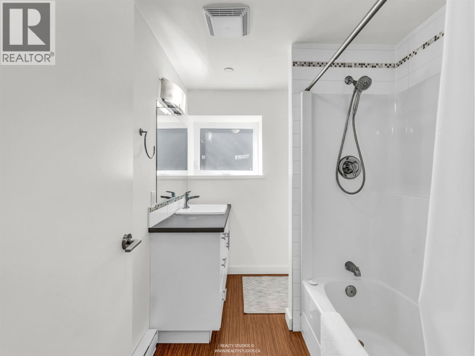 132 W 22nd Avenue, Vancouver, British Columbia  V5Y 2G1 - Photo 32 - R3104116