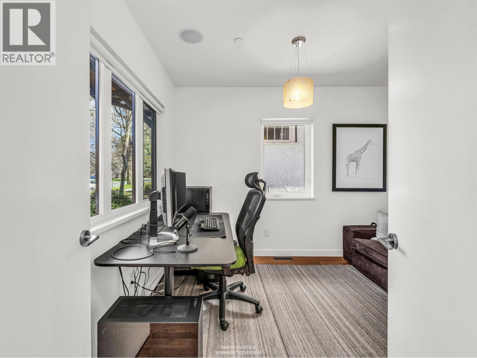 132 W 22nd Avenue, Vancouver, British Columbia  V5Y 2G1 - Photo 6 - R3104116