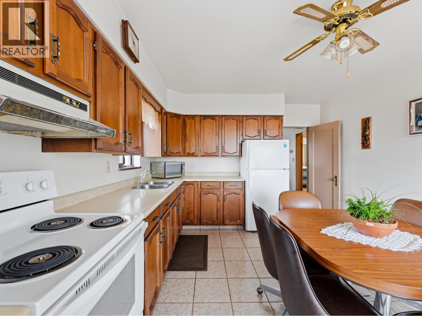 3690 Dundas Street, Vancouver, British Columbia  V5K 1S4 - Photo 14 - R3104123