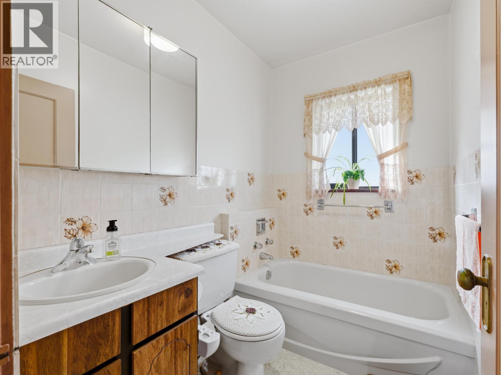 3690 Dundas Street, Vancouver, British Columbia  V5K 1S4 - Photo 18 - R3104123