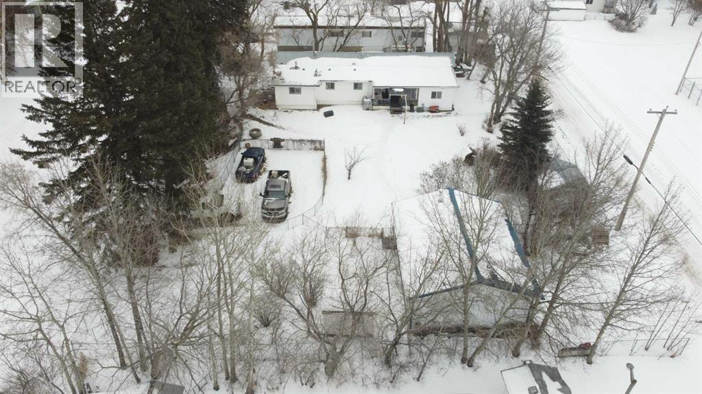 217 Mcleod Street, Ferintosh, Alberta  T0B 1M0 - Photo 12 - A2288589