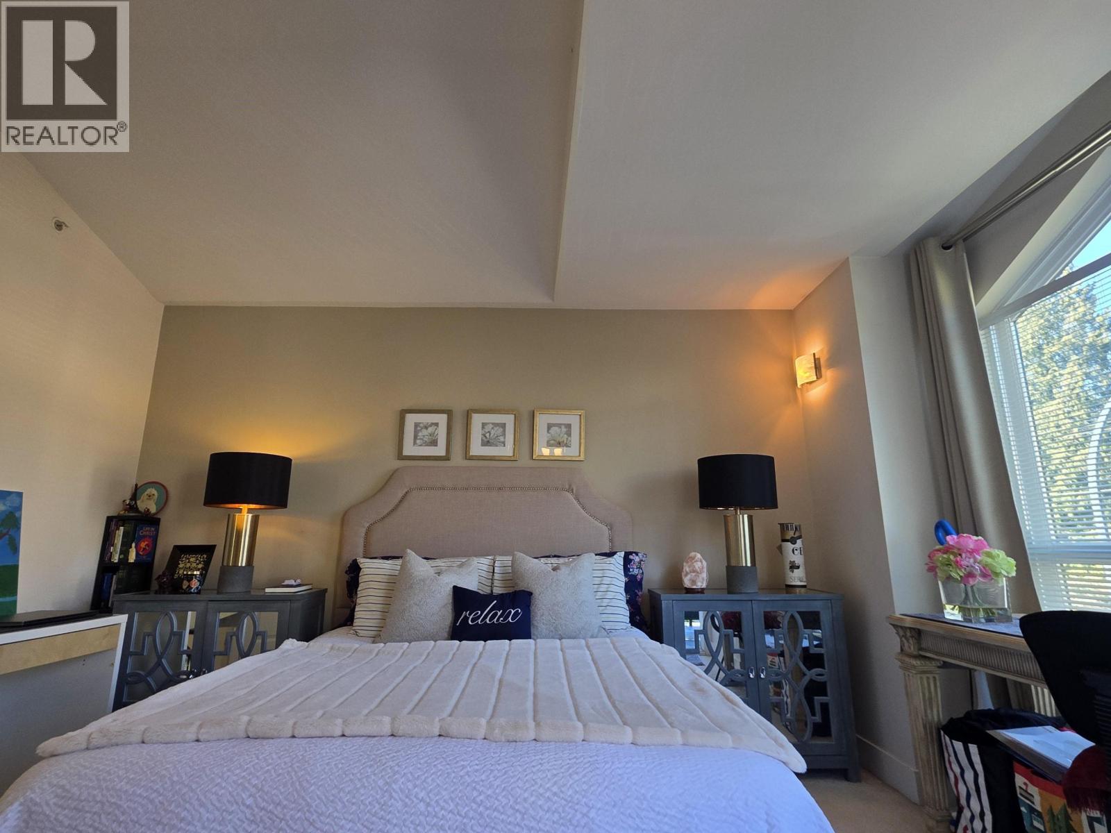 665 W 15th Street, North Vancouver, British Columbia  V7M 1T1 - Photo 14 - R3068716