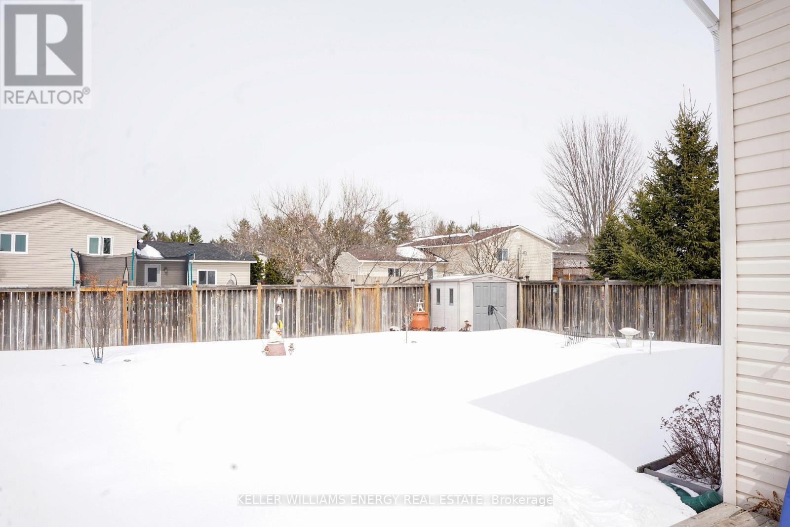 11 Morning Star Street, Petawawa, Ontario  K8H 0A1 - Photo 34 - X12926662